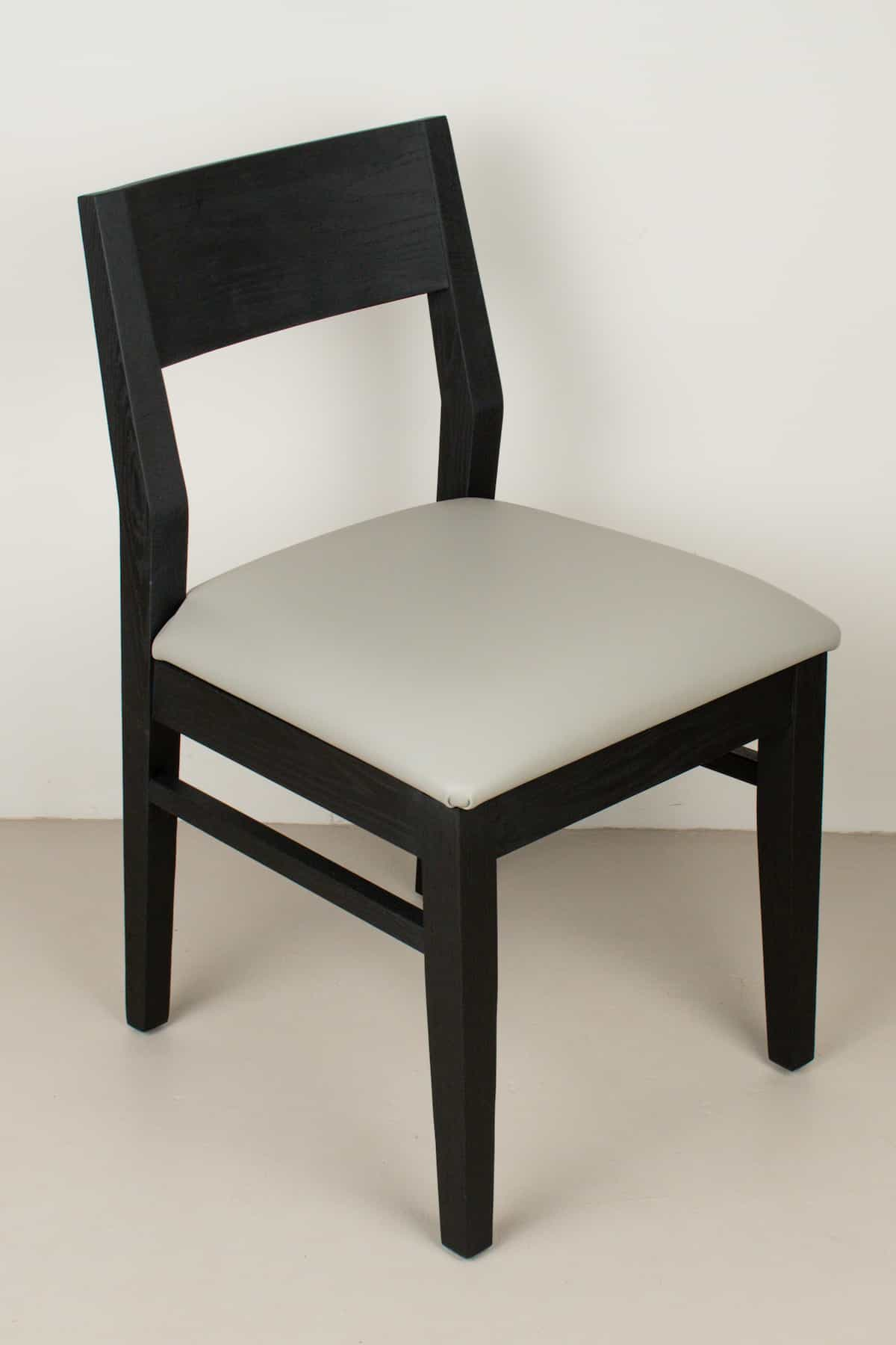 fog leather seat on black oak chair