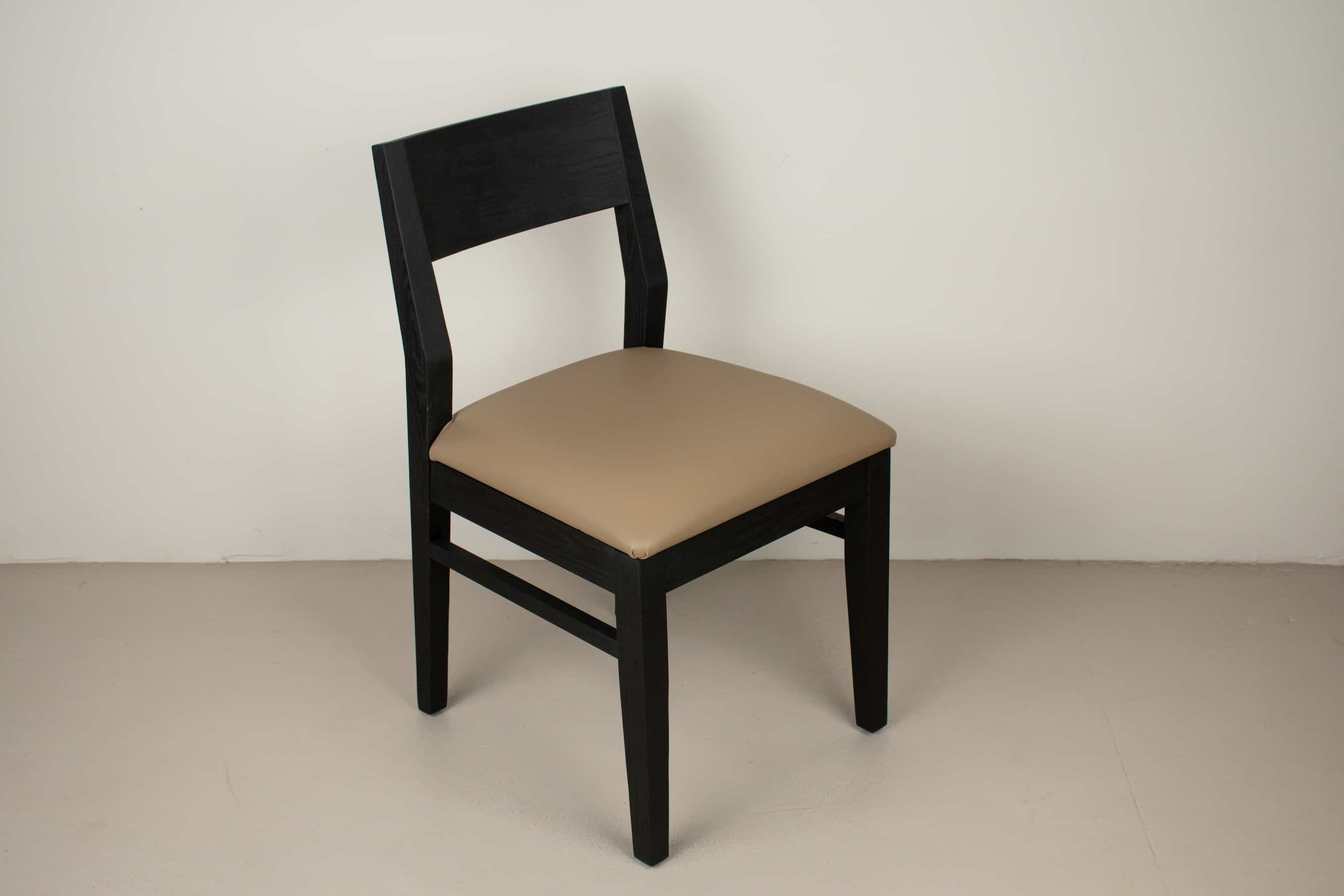 oak aubrey chairs in black with driftwood seats