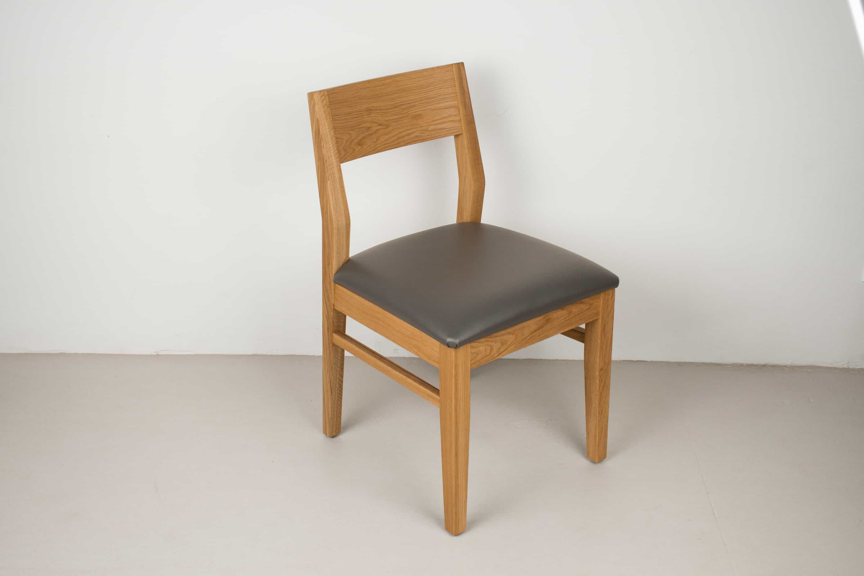 natural oak aubrey chair with thunder seat