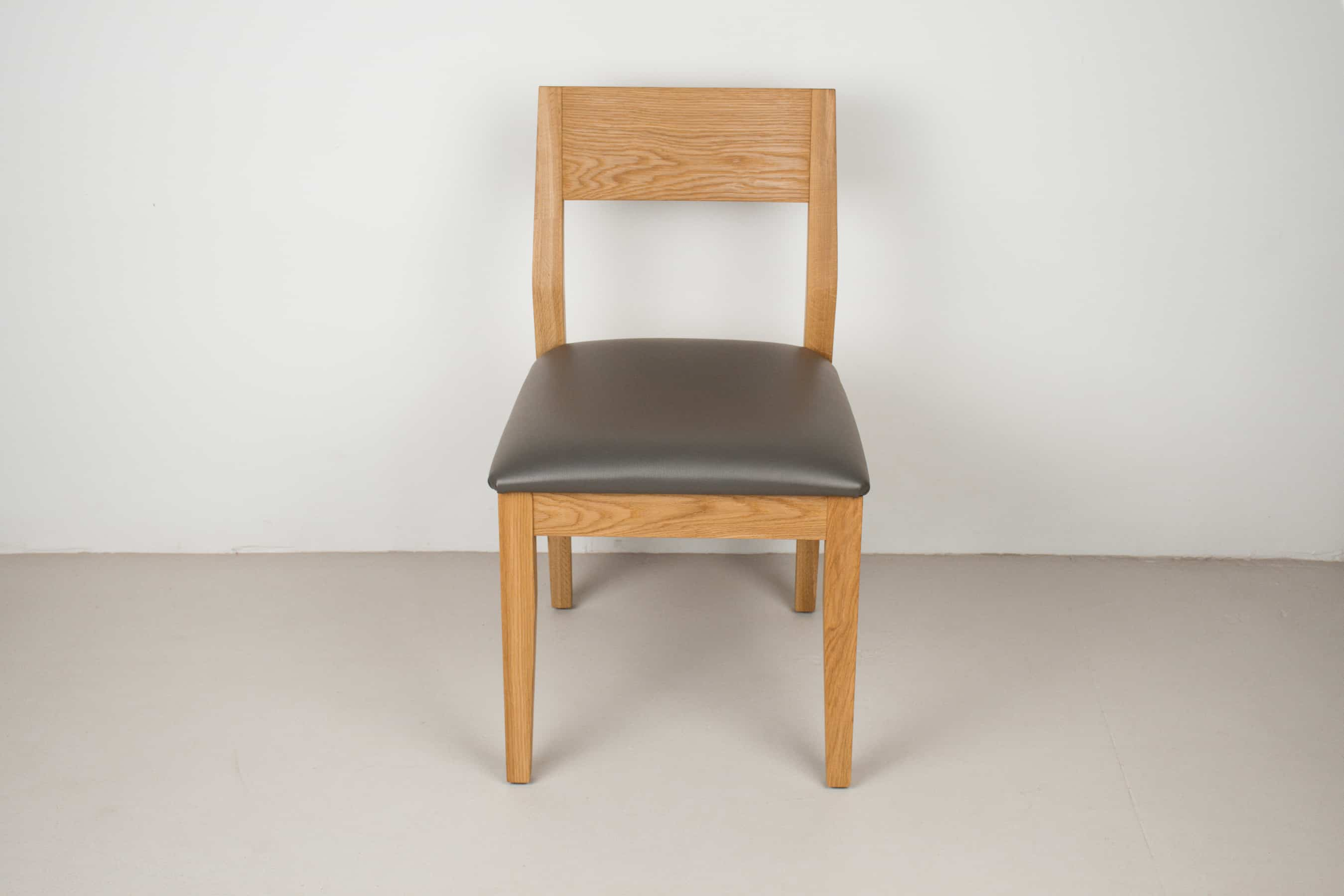 natural oak aubrey chair with thunder seat