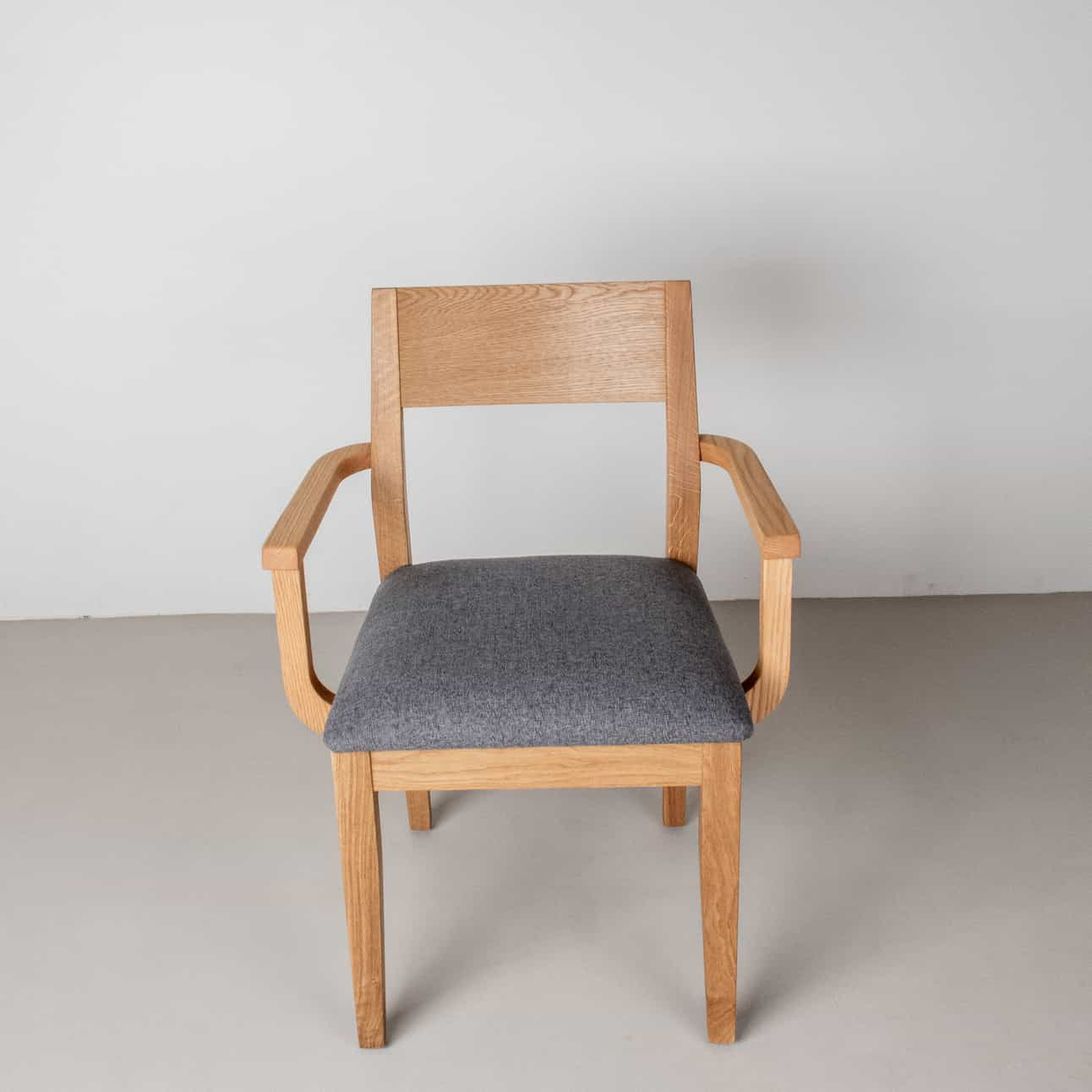 wood end chair with arms