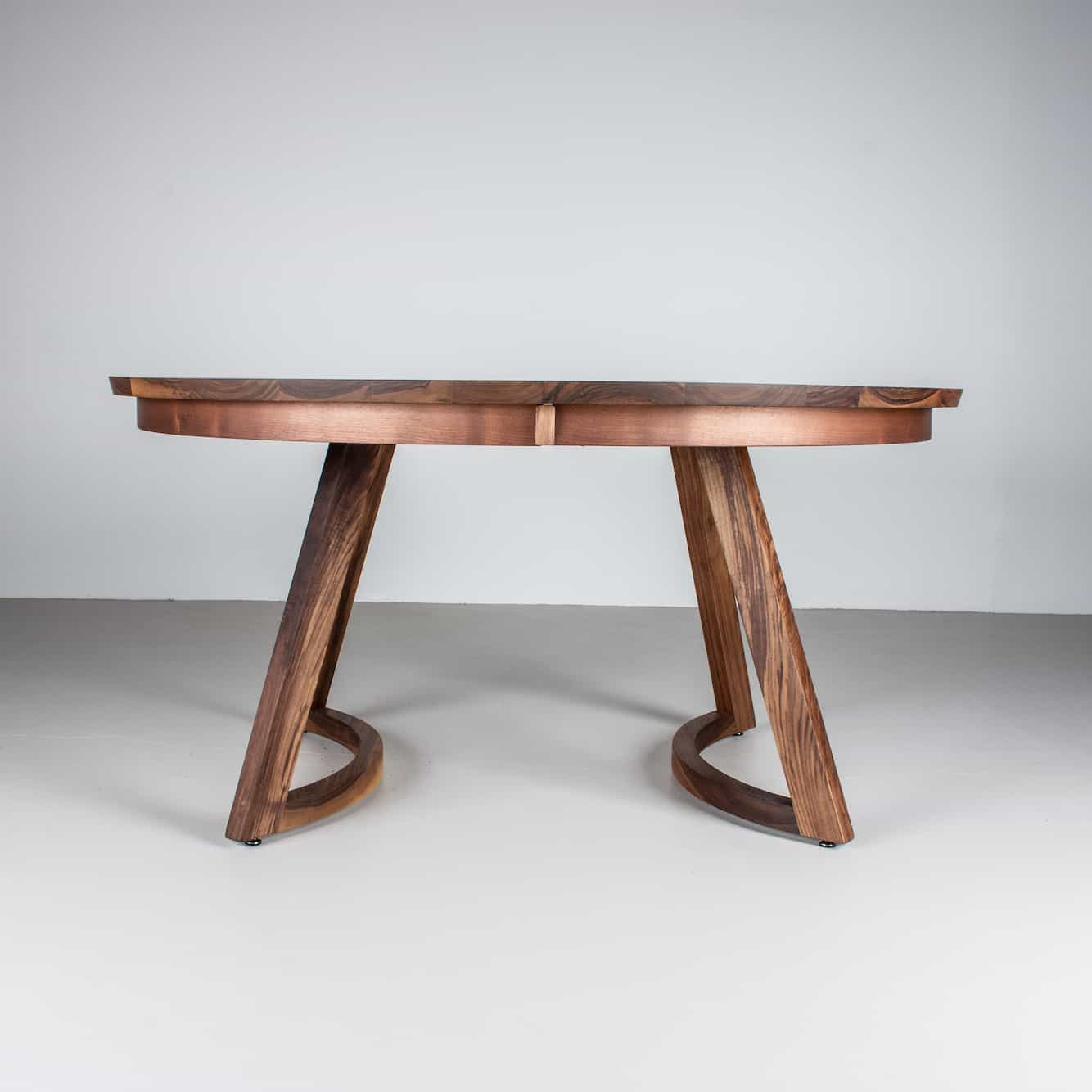 round extendable walnut table