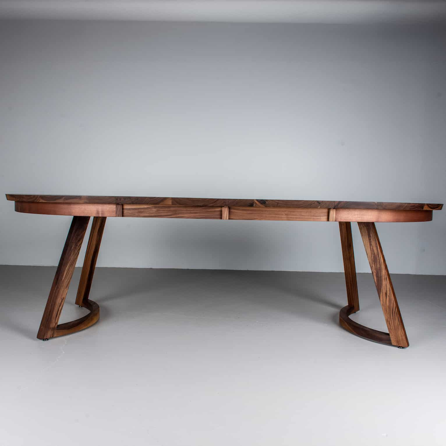 round extendable walnut table