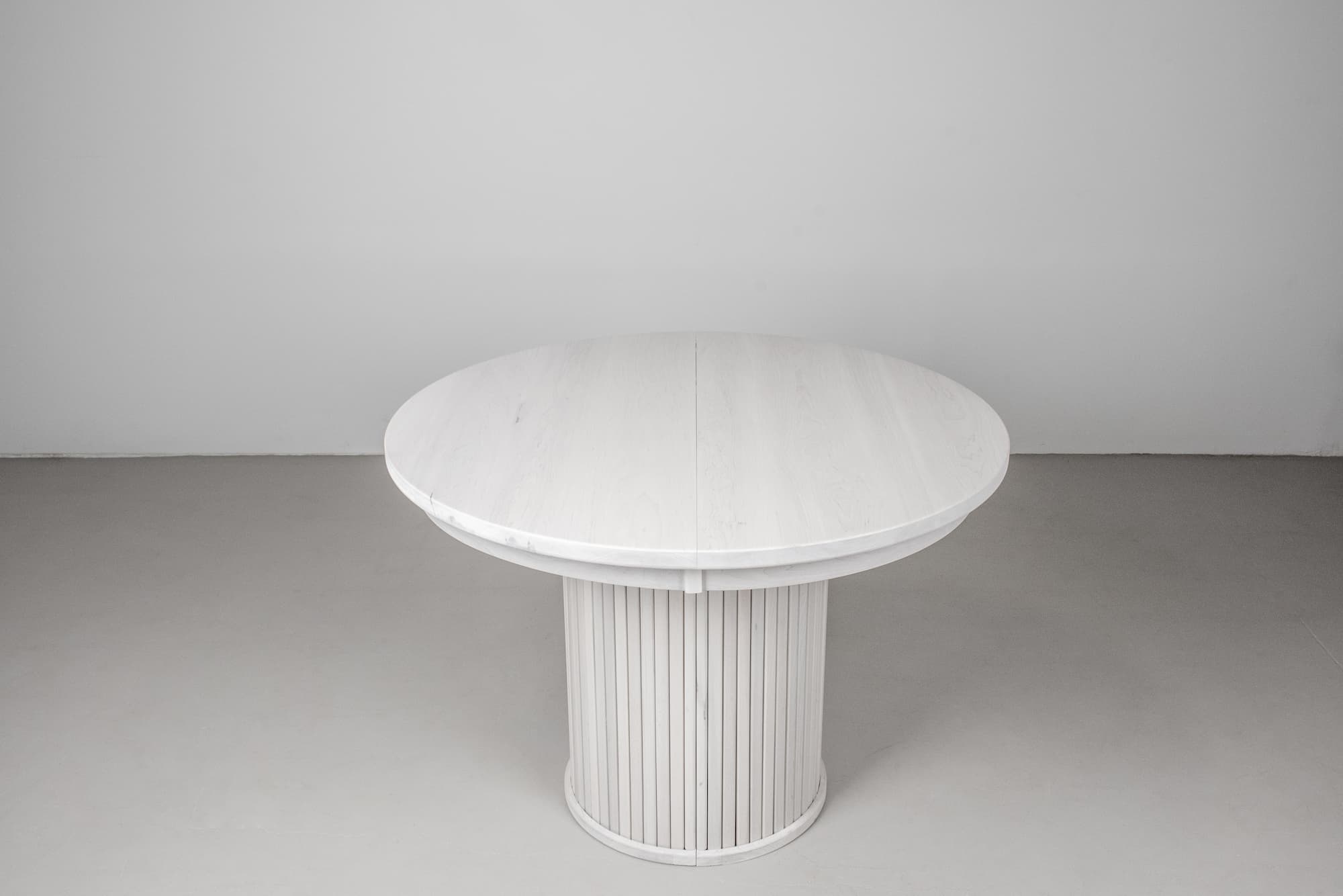 white maple extendable pedestal table