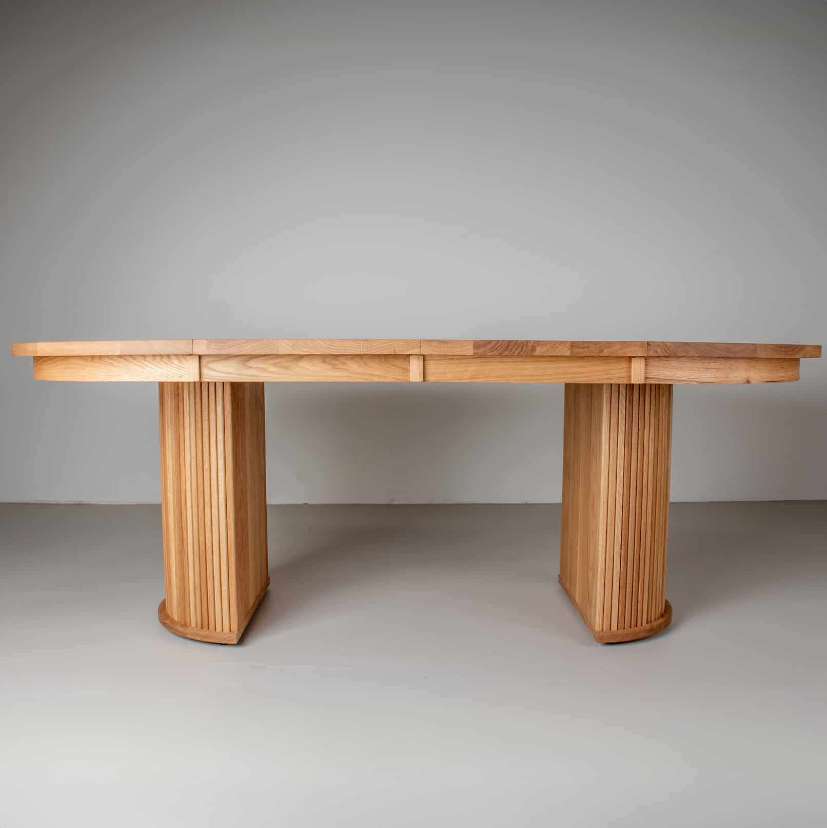 round oak extendable pedestal table