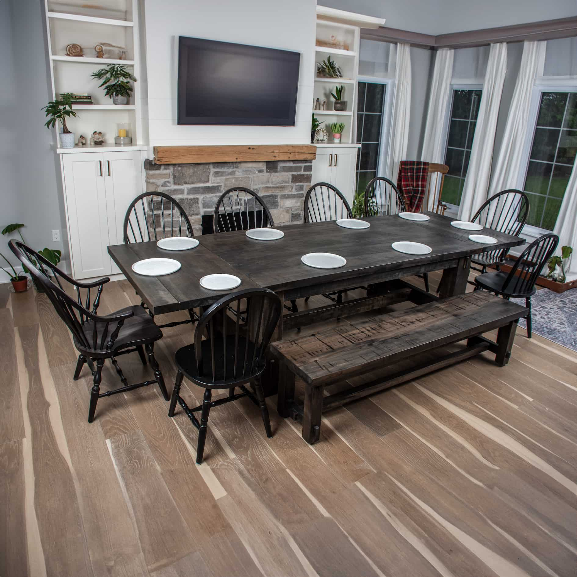 rustic extendable farmhouse table