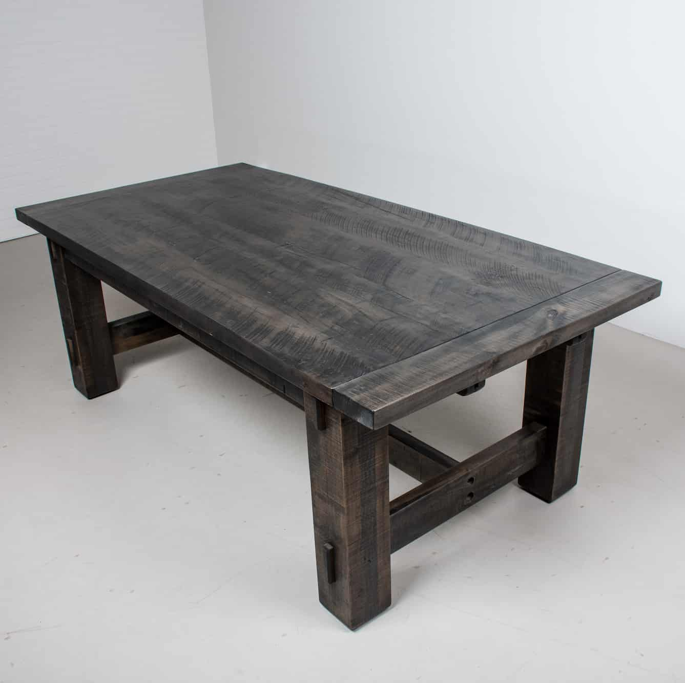 rustic extendable farmhouse table