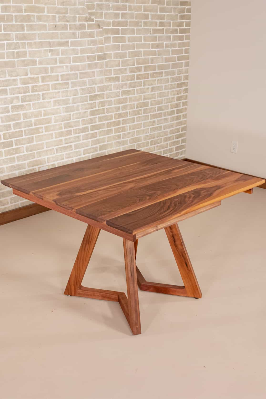 extendable walnut table