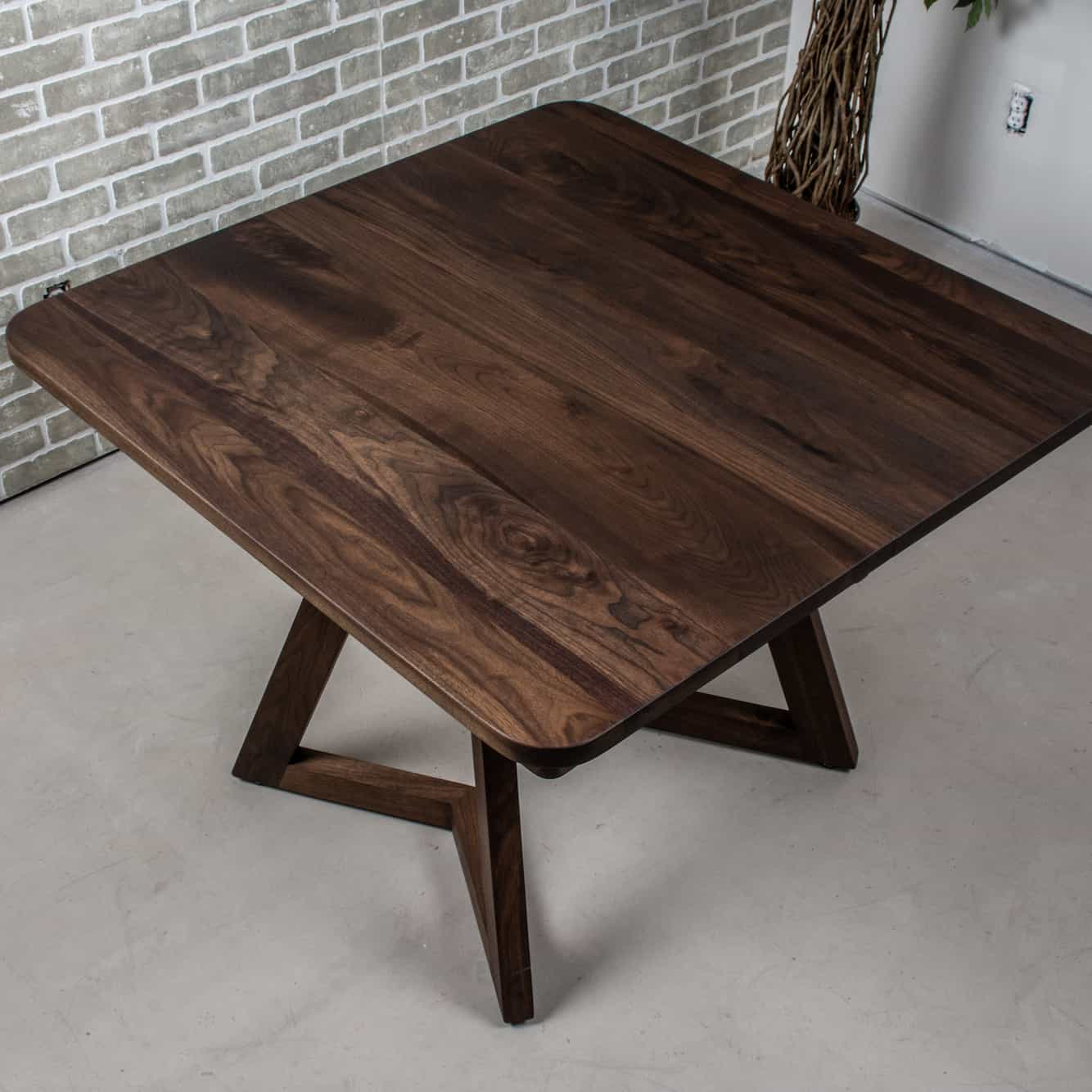 extendable walnut table