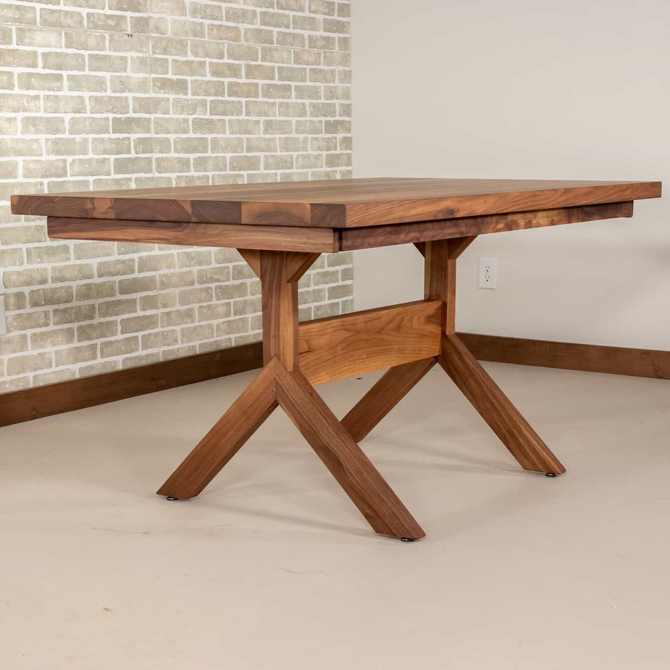 farmhouse extension table