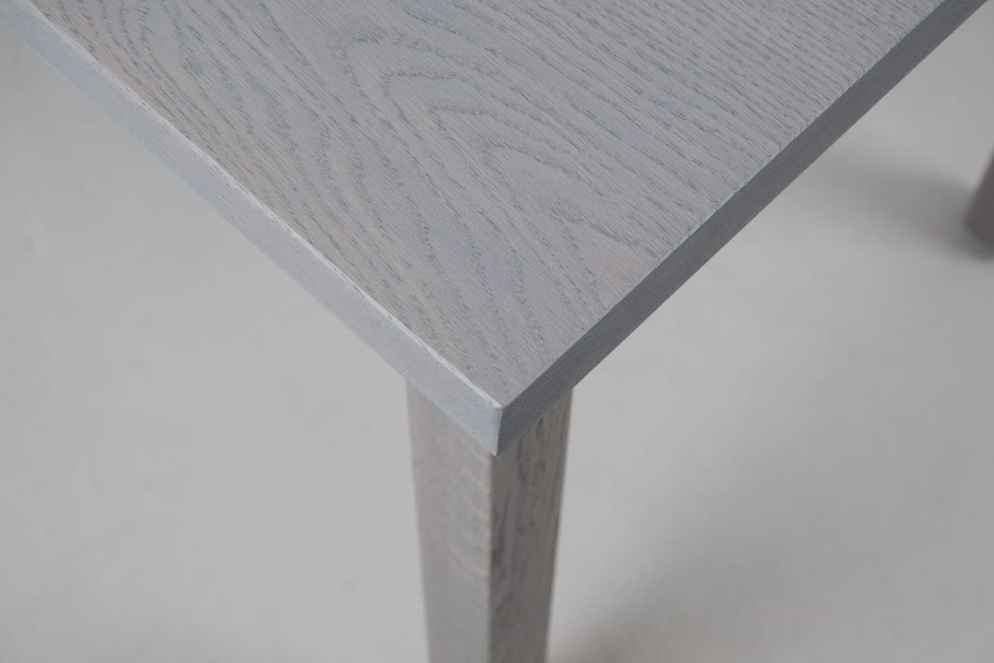 oak table in steel