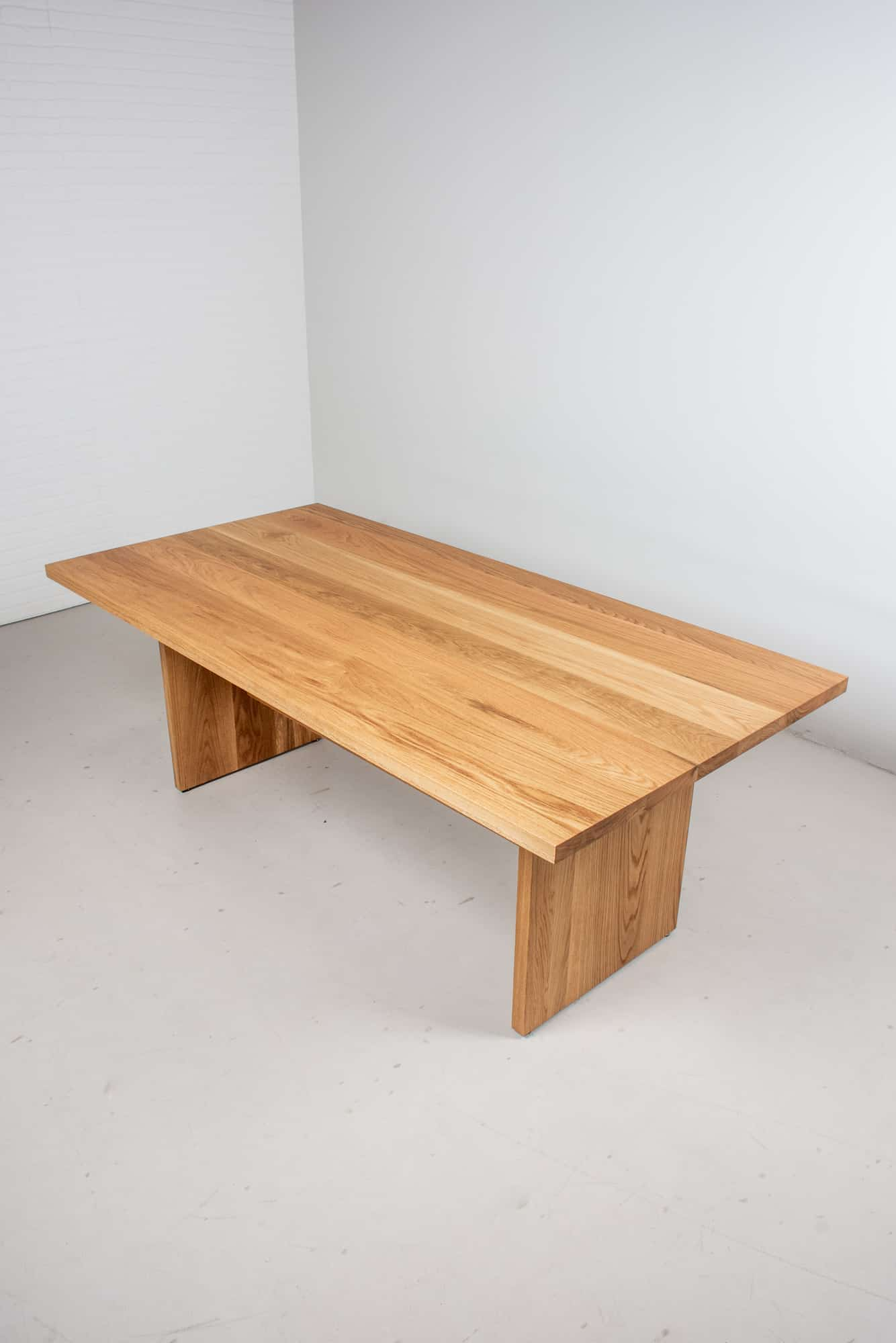 oak trestle table