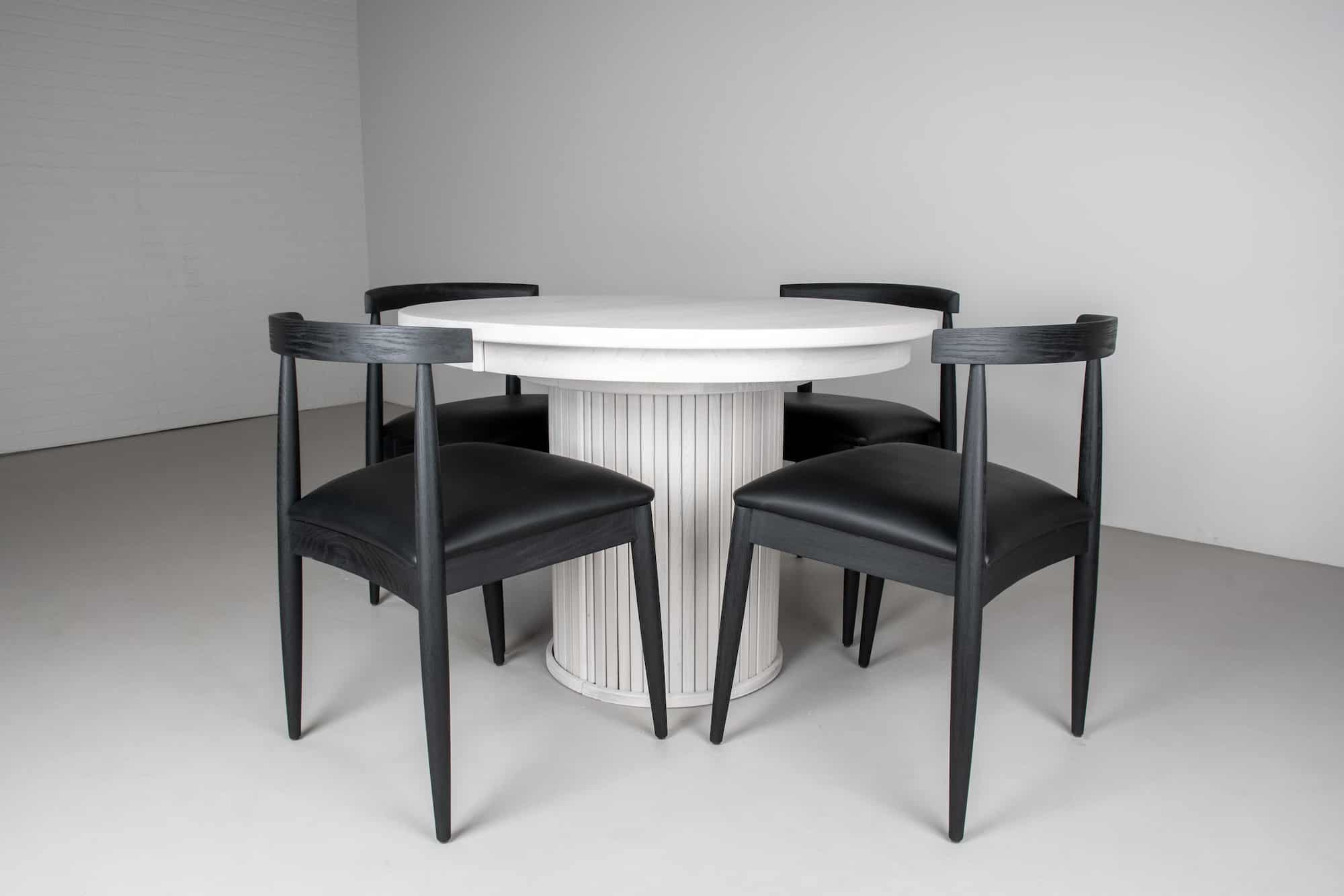 round extendable pedestal table