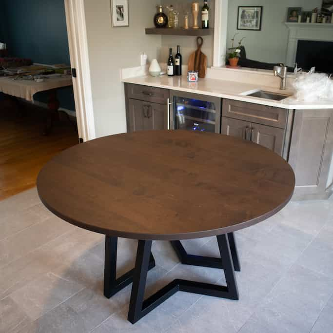 round maple table