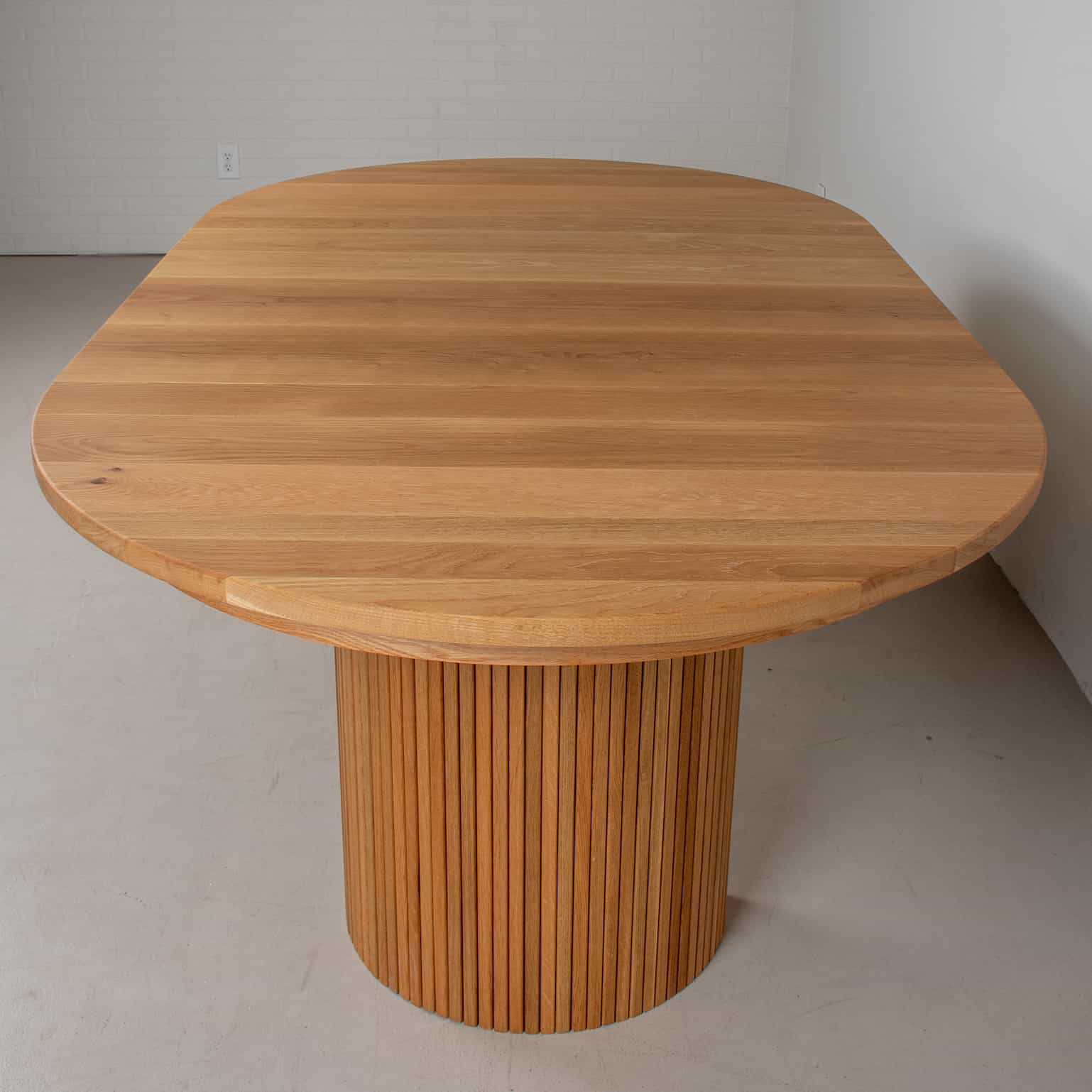 Round Oak Extendable Pedestal Table 48x48