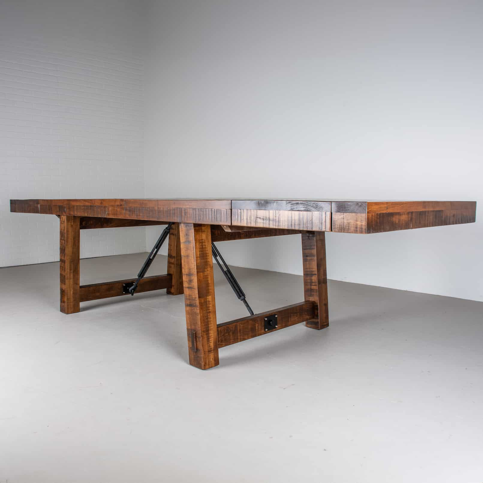 rustic extendable table