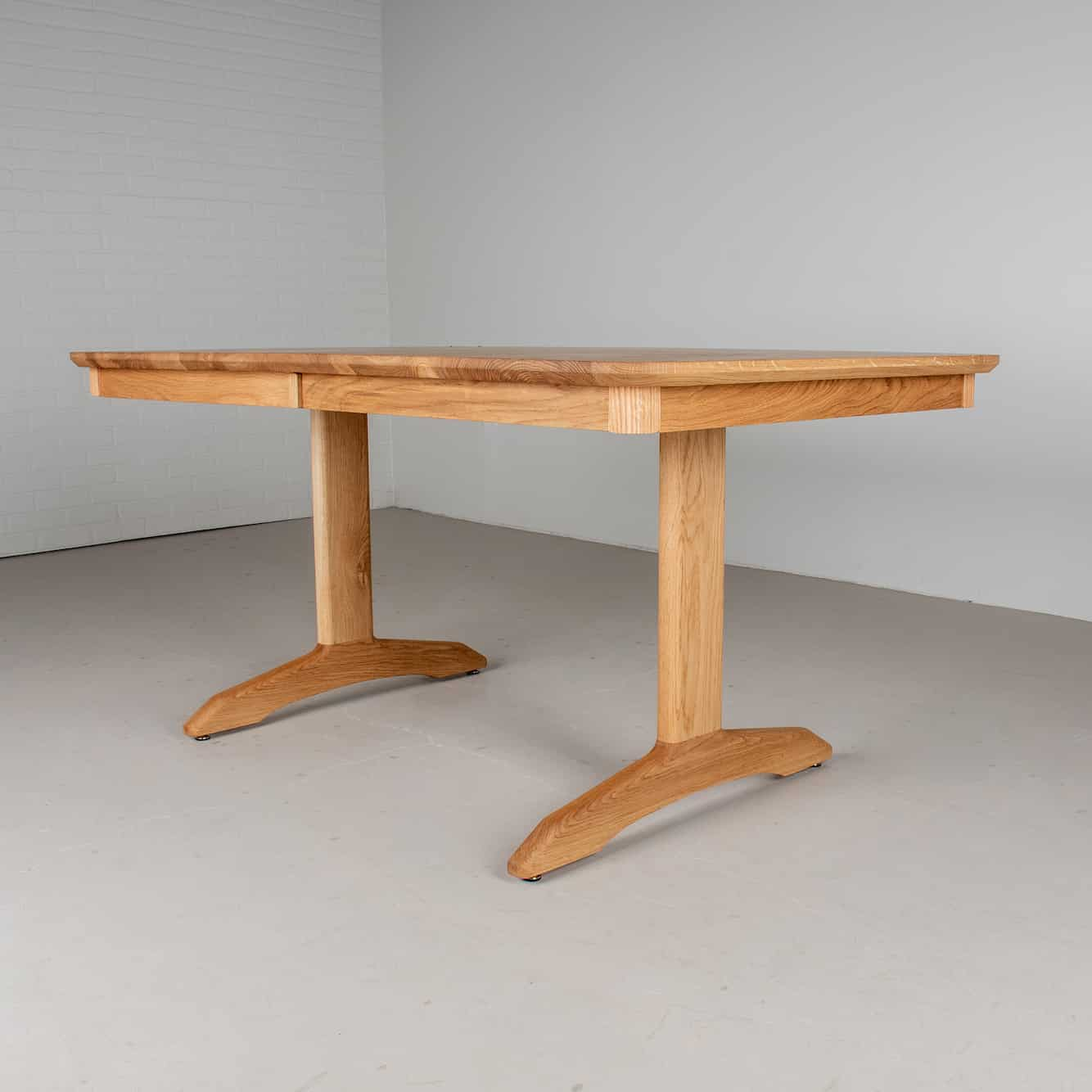 trestle dining table