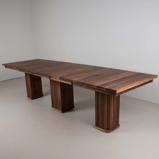 Yoho Extendable Pedestal Table